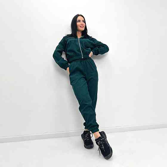 Вельветовый костюм-двойка 