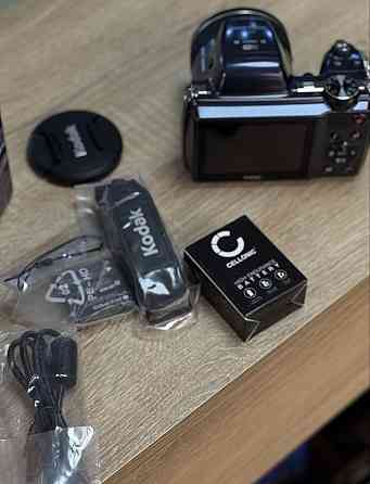 Новый Зеркальный Фотоаппарат Kodak AZ528 Midnight Blue Киев