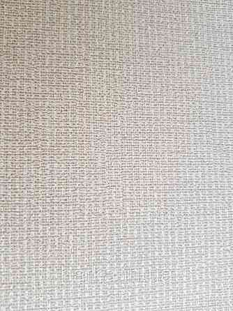 Обои флизелиновые  Khroma KOS705 LA VIE EN ROSE однотонные кремовые рогожка Киев