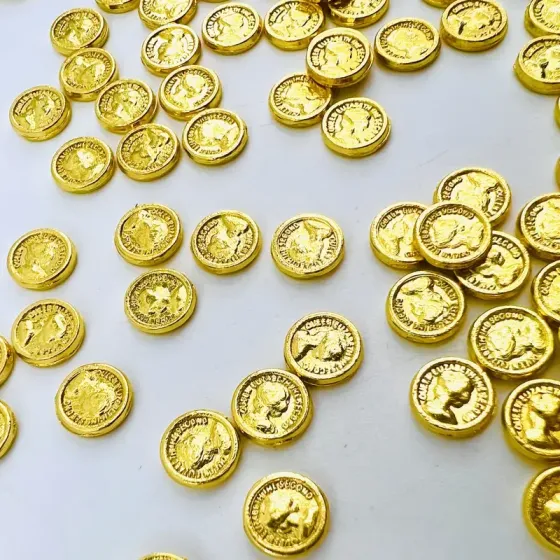 Набор 50 мини золотых монет для декора и творчества – пиратские миниатюры Киев