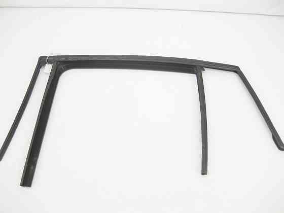 Mercedes-Benz  A2927350125 Гумове напрямне скло задніх лівих дверей GLE Coupe C292 Одесса