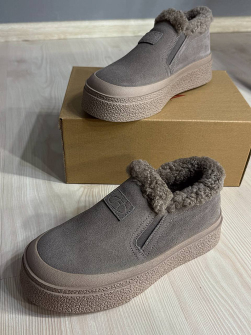 Ботинки женские Hengji 660-6 замшевые кеды на меху бежевые, 39, 24,5 см Киев - изображение 1