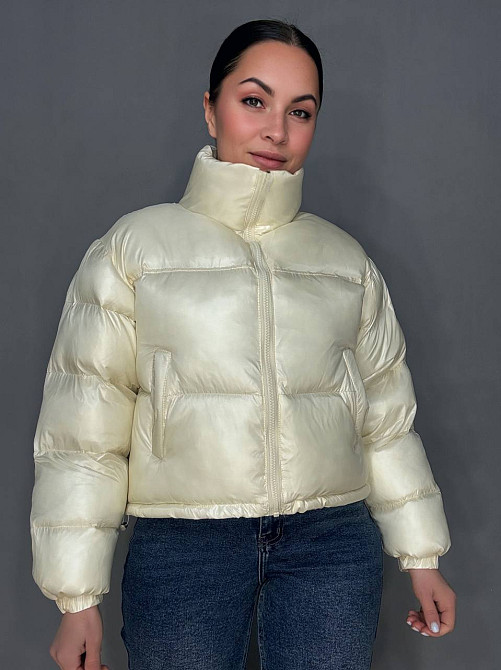 Куртка жіноча Lady Yep 10015 коротка глянцева пуффер молочна, молочний, 42 Київ - фото 12