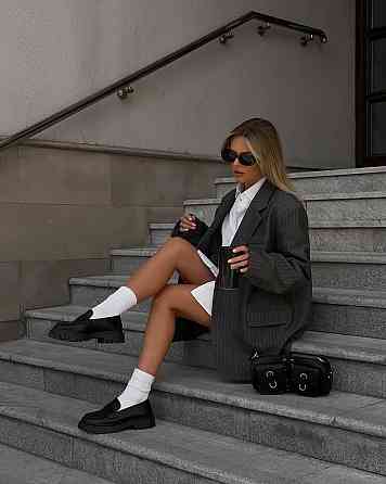 Женский классический пиджак свободного кроя в полоску костюмка Одесса