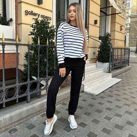 Демісезонний костюм в смужку "Delight" оптом | Норма Київ