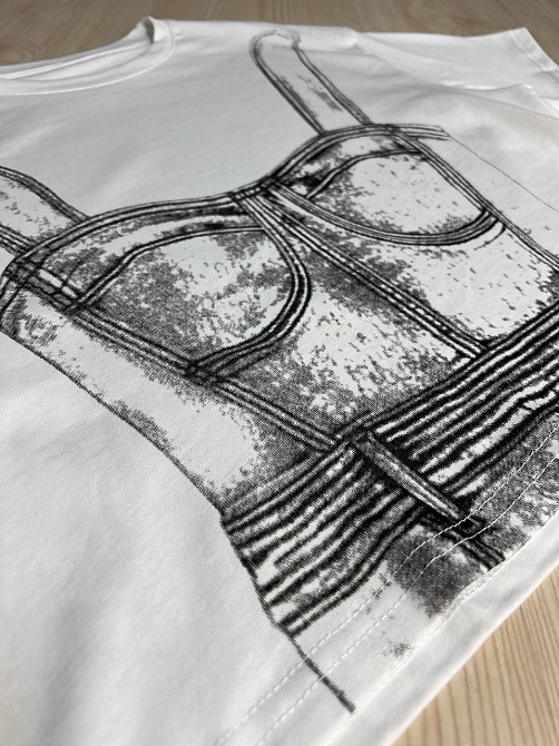 Футболка жіноча A-N 2732 варена коротка широка малюнок корсет бра, білий, one size Київ - фото 20