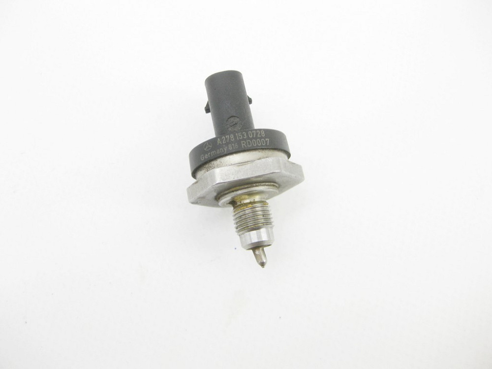 Mercedes-Benz  A2789050100 Датчик тиску та температури в паливній рейці для бензинових двигунів C-Class W205 C-Class Estate S205 C-Class Cabrio Одеса - фото 1