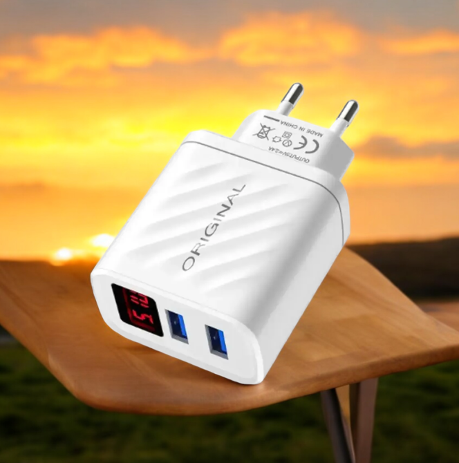 Зарядний пристрій AR-220 2.4A з LED-дисплеєм, 2 USB-порти, швидке та безпечне заряджання, корпус ABS Одеса - фото 4