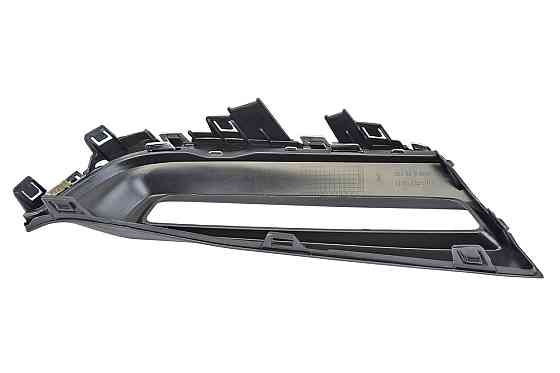 Заглушка фары Хонда CR-V 5 (2016-2020) дорест хром правая противотуманной Мукачево