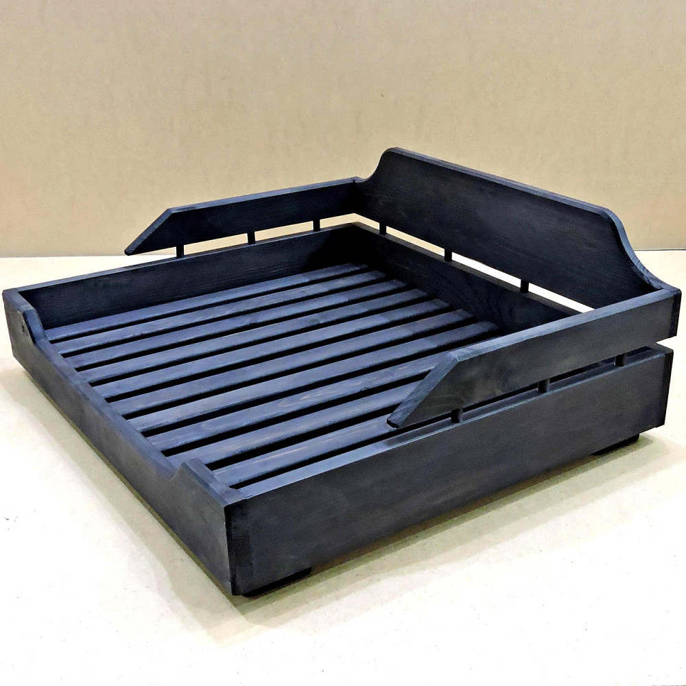 Лежак деревянный для собаки 