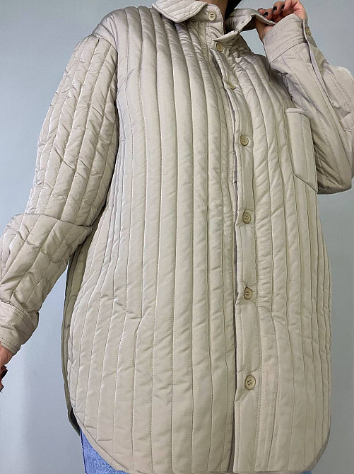 Куртка жіноча Lady Yep 9089 сорочка подовжена оверсайз стьобана демісезонна one size, бежевий, one size Київ - фото 10
