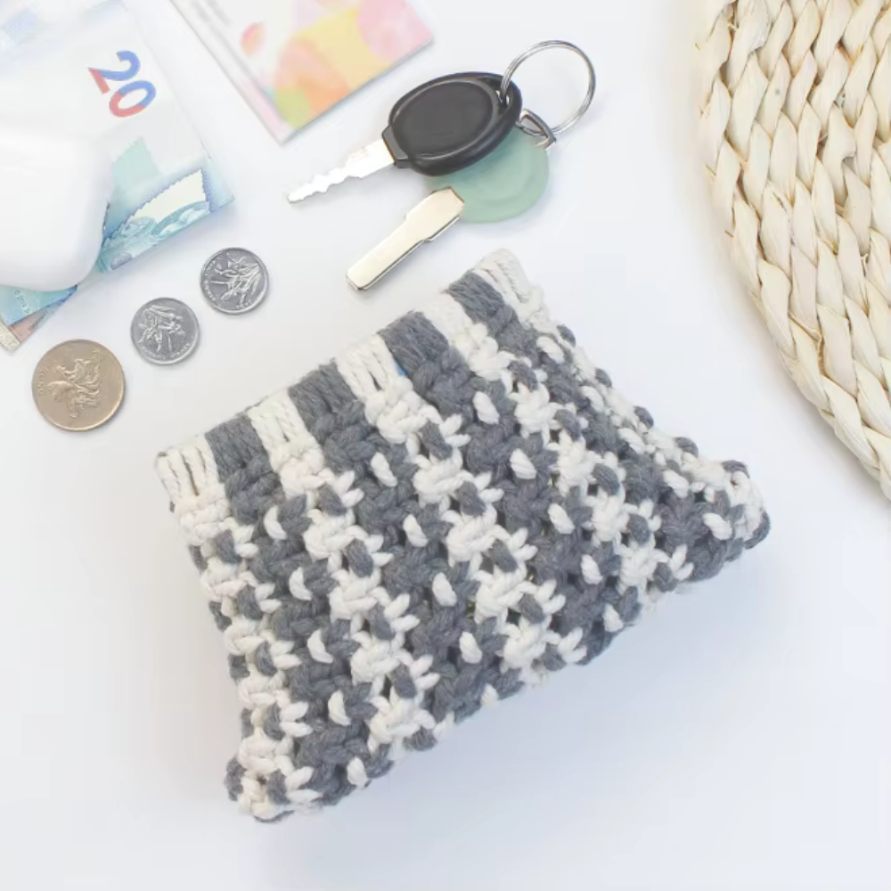 Набор макраме для рукоделия, для творчества вязания своими руками кошелька 15.7х10см цвет серый с белым Каменец-Подольский - изображение 1