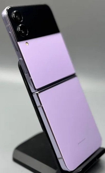 Смартфон Samsung Galaxy Z Flip 4 256Gb. 5G Киев - изображение 3