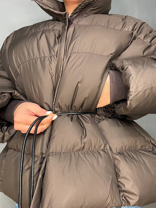 Куртка женская Fashion 3097 пуффер оверсайз со шнурком на талии коричневая, коричневый, S Киев - изображение 6