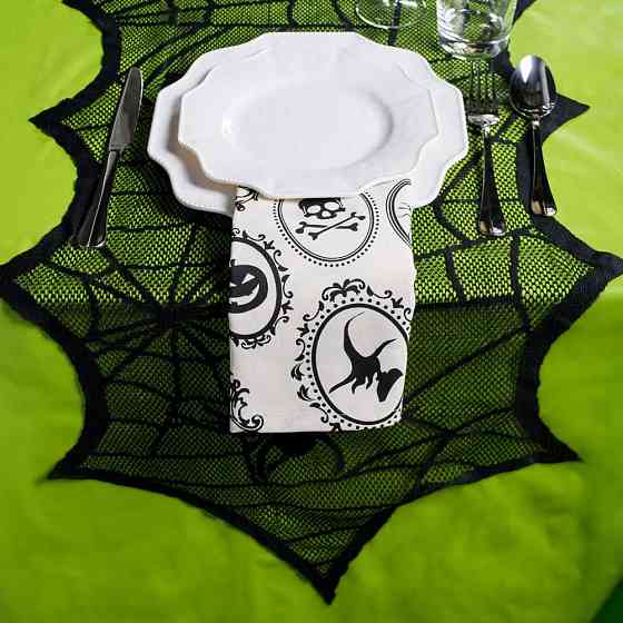 Скатертина на Хелловін Гарбузи доріжка 183 на 46 см чорний Київ