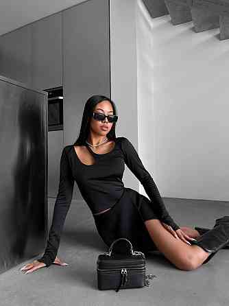 Женский стильный топ с вырезом микро дайвинг Черный, 44/46 Одесса