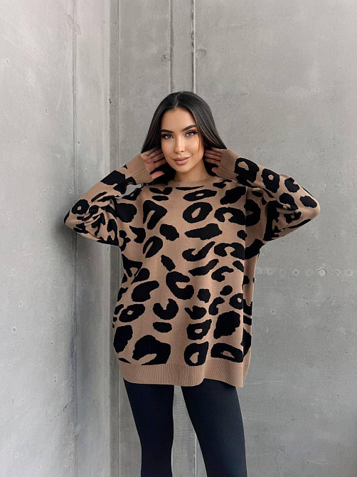 Женский принтованный уютный оверсайз свитер вязка Бежевый Одесса - изображение 5