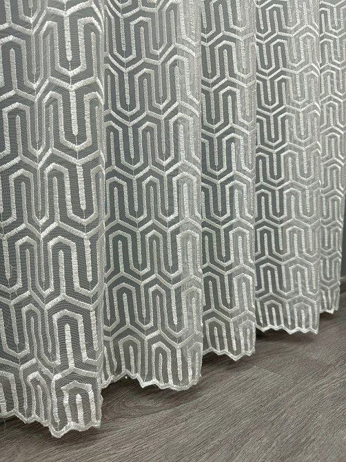 Тюль VR-Textil 1505т Фатин з вишивкою Молочний 300х270 см (40-224) Київ - фото 8