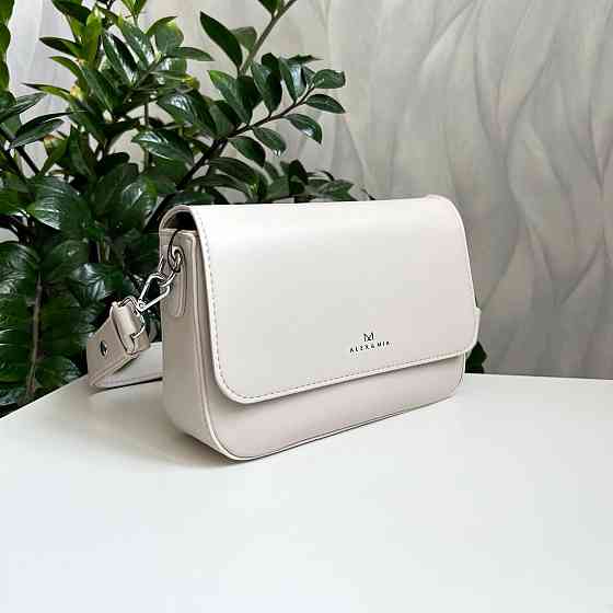 Брендовая женская сумка. Женская сумка маленькая через плечо. Киев