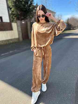 Женский повседневный стильный велюровый костюм двойка Кемел, 42/44 Одесса