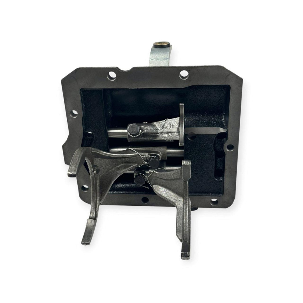 Крышка КПП УАЗ 452 в сборе новый образец 4-ступка Мукачево - изображение 2