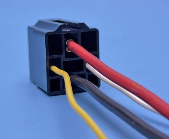 Разъем реле 70А пластиковый 4-контактный с проводом, разъем реле стартера ВАЗ 1118 -2170 (пр-во Украина) Харьков - изображение 2