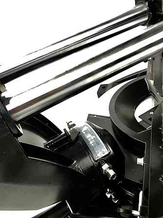 Торцовочная пила с протяжкой LEX LXCM305, 3000 Вт, диск 305 мм, лазер Киев