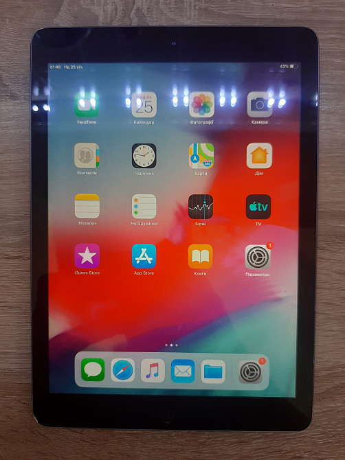 Б/У Планшет Apple Air A1474 iPad Air 16GB 9.7