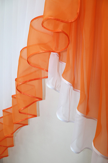 Кухонная занавеска VR-Textil № 023к белый с оранжевым 150х150 см (52-0406) Киев - изображение 3