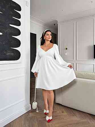 Женское романтическое платье батал с декольте плотная костюмка Белый, 58/60 Одесса