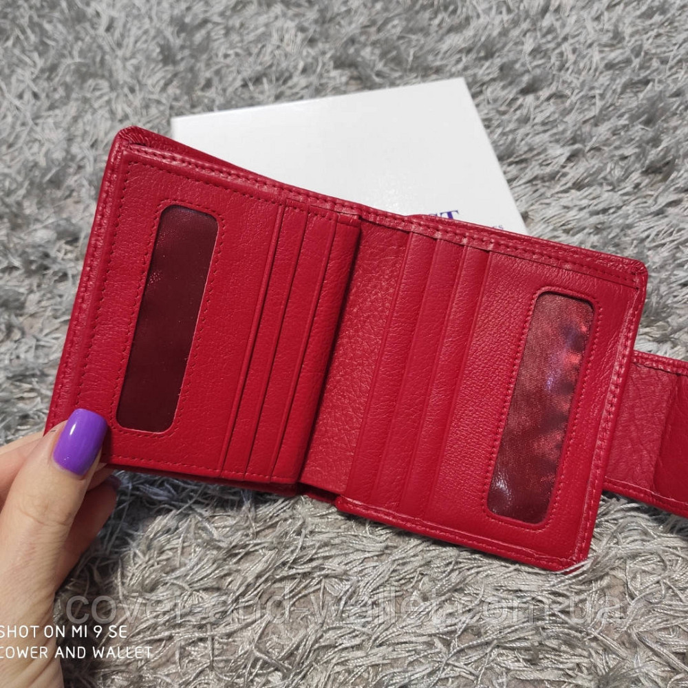 Маленький жіночий шкіряний гаманець червоного кольору з монетницею ST Leather Київ - фото 4