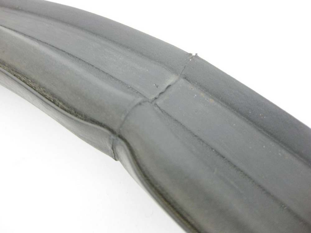 Mercedes-Benz  A2517400778 Ущільнювальна гумка кришки багажника R-Class W251 Одесса - изображение 7