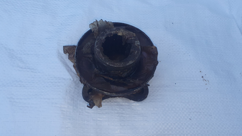 Фланец редуктора заднего моста ГАЗ-53. СССР. Харьков - изображение 1