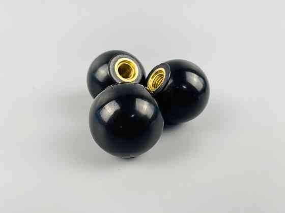 Наконечник важеля універсальний М10, D32 (шар чорний), латунна втулка різь внутрішня М10 Мукачево