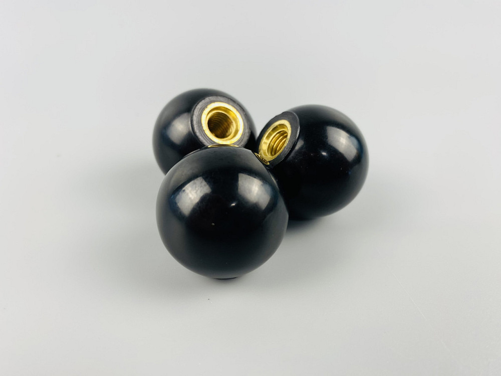 Наконечник важеля універсальний М10, D32 (шар чорний), латунна втулка різь внутрішня М10 Мукачево - фото 2