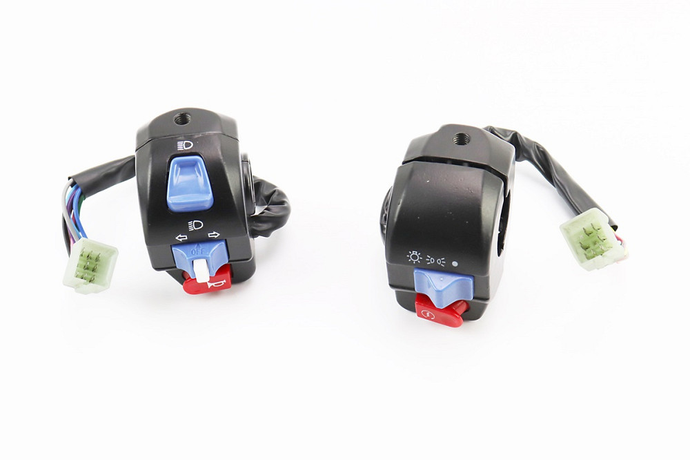 Блок кнопок на кермі лівий + правий к-кт без важелів Київ - фото 1