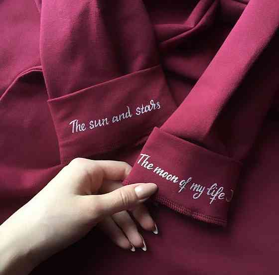 Парні світшоти з персональними ініціалами та написом на манжеті Чернівці