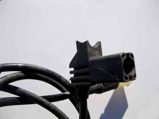 Mercedes-Benz  A2215400205 Електропровід зносу передніх гальмівних колодок, обламана вуха кріплення до супорту S-Class W221 SL R230 CL C216 Одесса