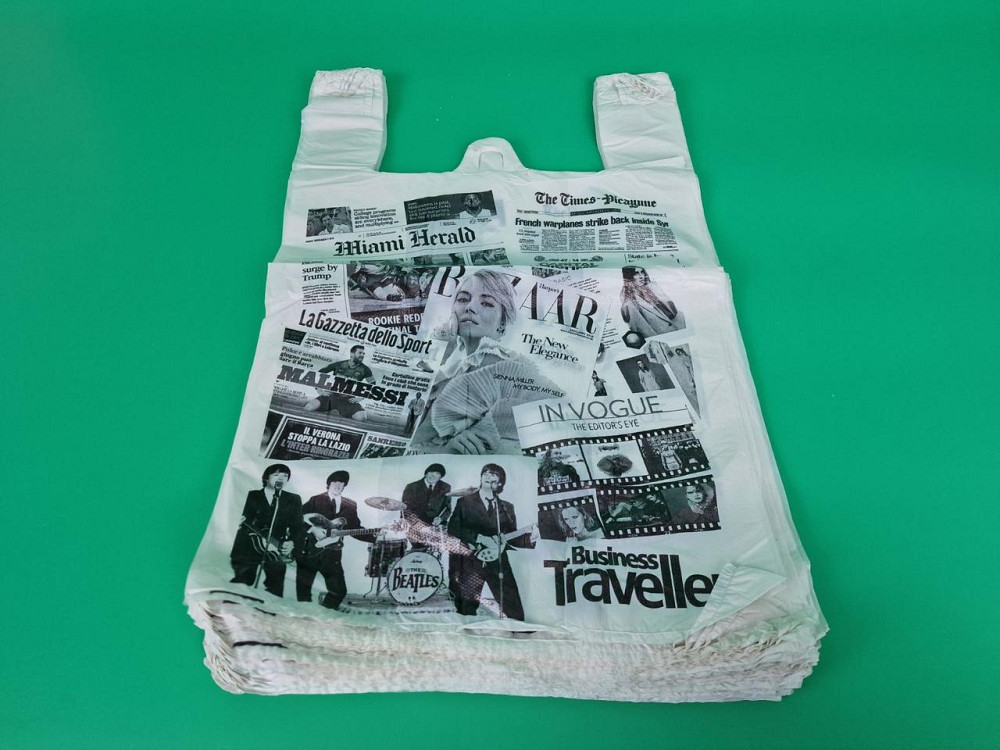 Пакет майка поліетиленова (тип FA) 300 (2*85)*550 Модна Газета Леомі (100 шт.) Харків - фото 1