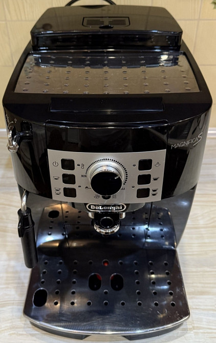 Кофемашина Delonghi Magnifica Киев - изображение 2