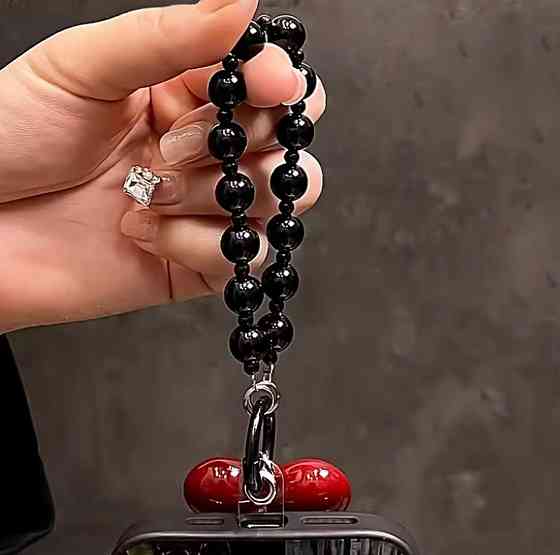 Ремінець для телефону з червоним серцем, брелок на руку, ланцюжок для телефону чорний, тримач для смартфона Київ