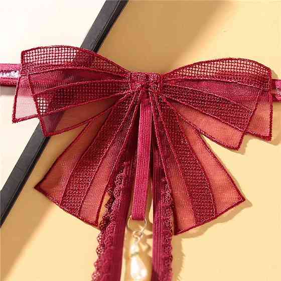 Стринги с дыркой и бантом универсальный бордовый Киев