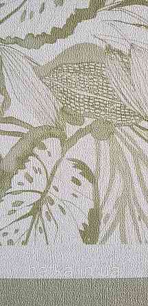 Шпалери вінілові на флізеліні метрові Rasch Novella 1,06х10 квіти листя гілки акварель матові зелені салатові на білому Київ