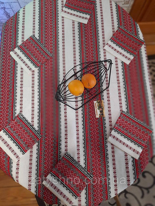 Червона скатертина вишита комплект Київ - фото 1