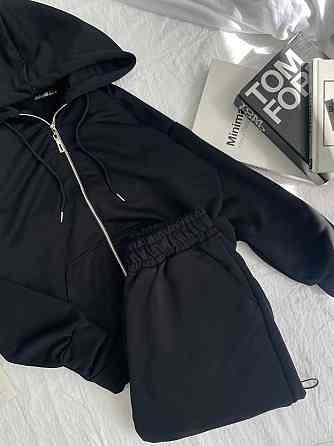 Женский прогулочный оверсайз костюм: кофта на молнии и штаны турецкая трехнить петля Черный Одесса