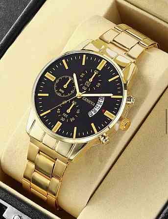 Подарочный набор для мужчин наручные часы с датой с браслетом кулоном и кольцом золотистый Киев