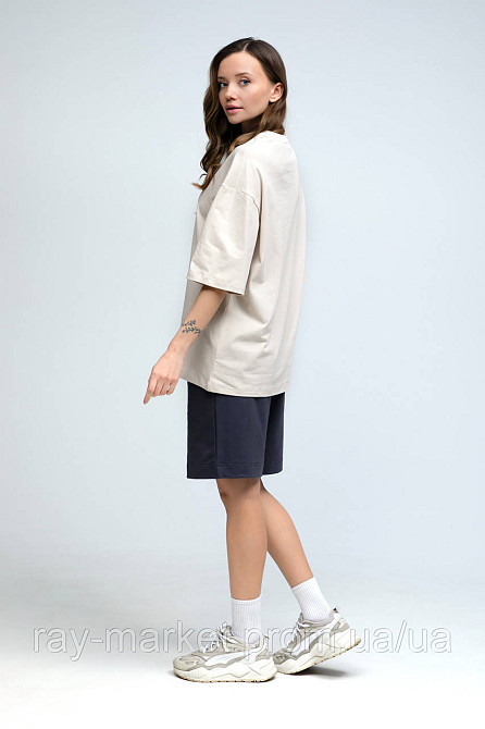 Костюм футболка оверсайз бежева та шорти темно-сірі RAY BASIC жіночий (U1801W-Cream-Grey) Київ - фото 2