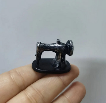 Фигурка мини Швейная машинка Киев - изображение 1