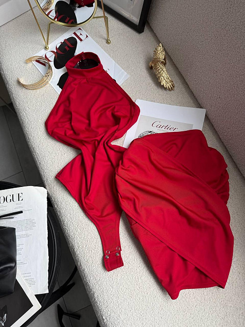 Женский стильный привлекательный костюм двойка боди + юбка микродайвинг Красный, 40/42 Одесса - изображение 3