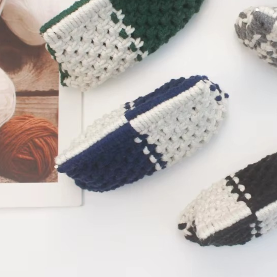 Набір макраме для рукоділля, для творчості в'язання своїми руками гаманця 15.7х10см колір синій з білим Кам'янець-Подільський